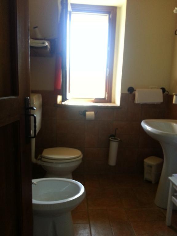Bed and Breakfast Girfalco Country House Урбино Экстерьер фото